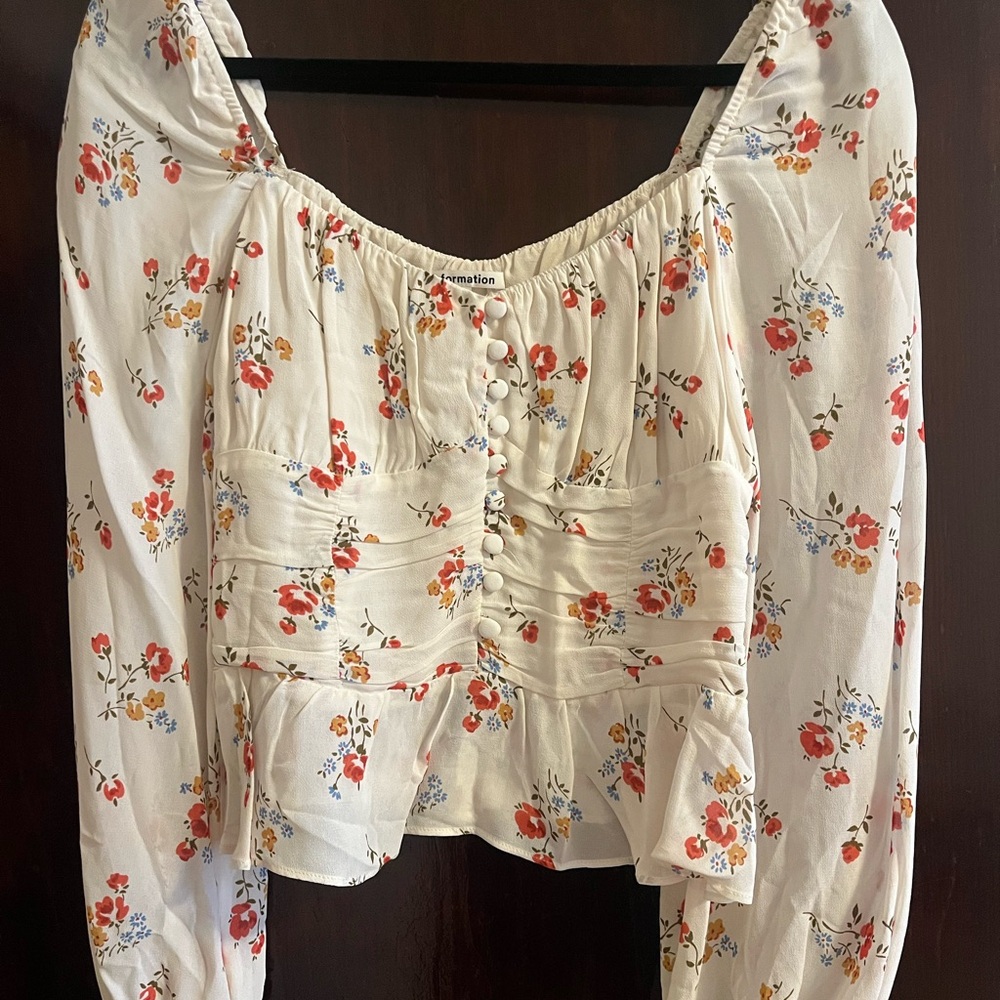 Reformation size 4 long sleeve top